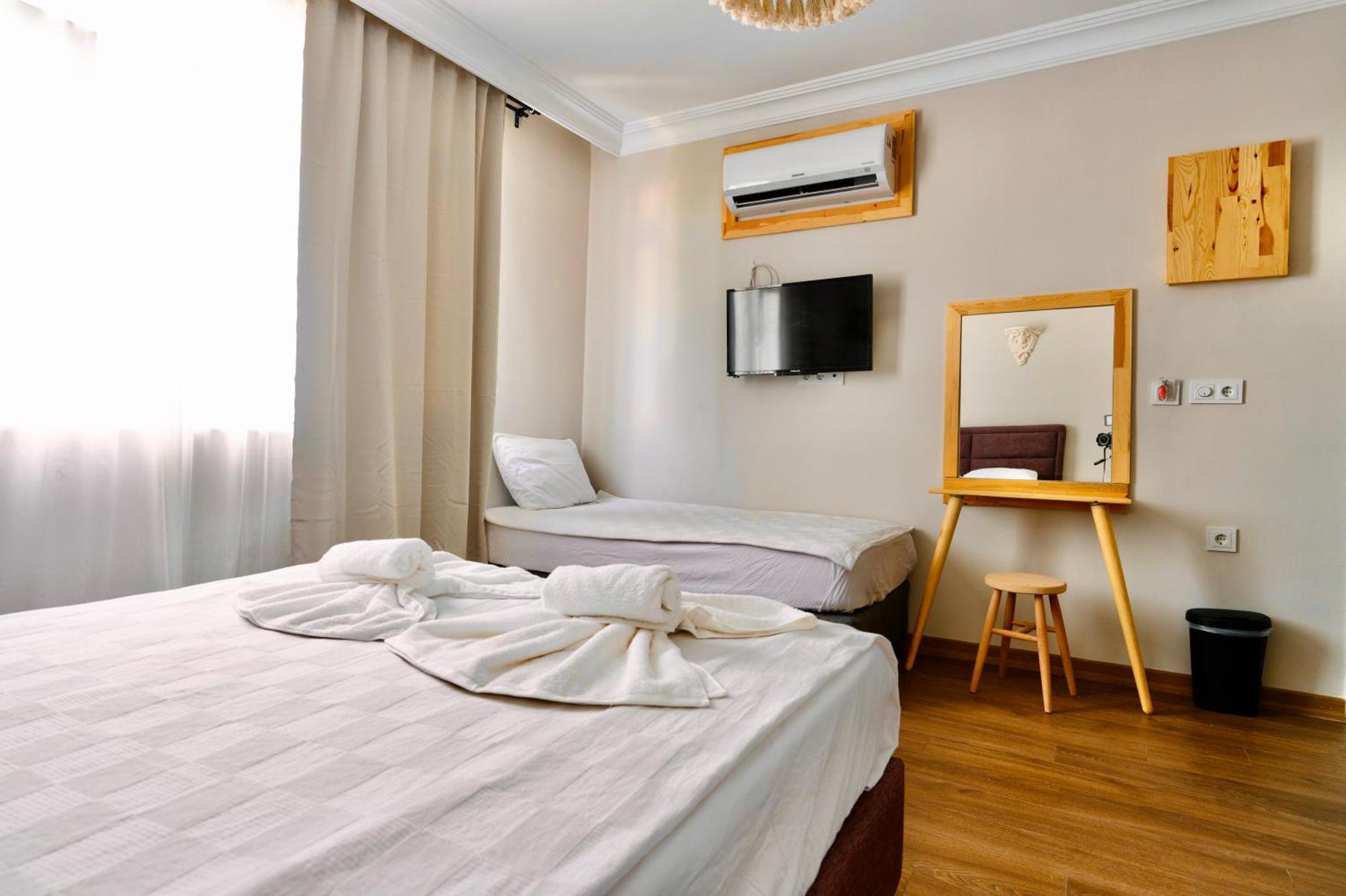 Antalya Old Town Otel Екстер'єр фото