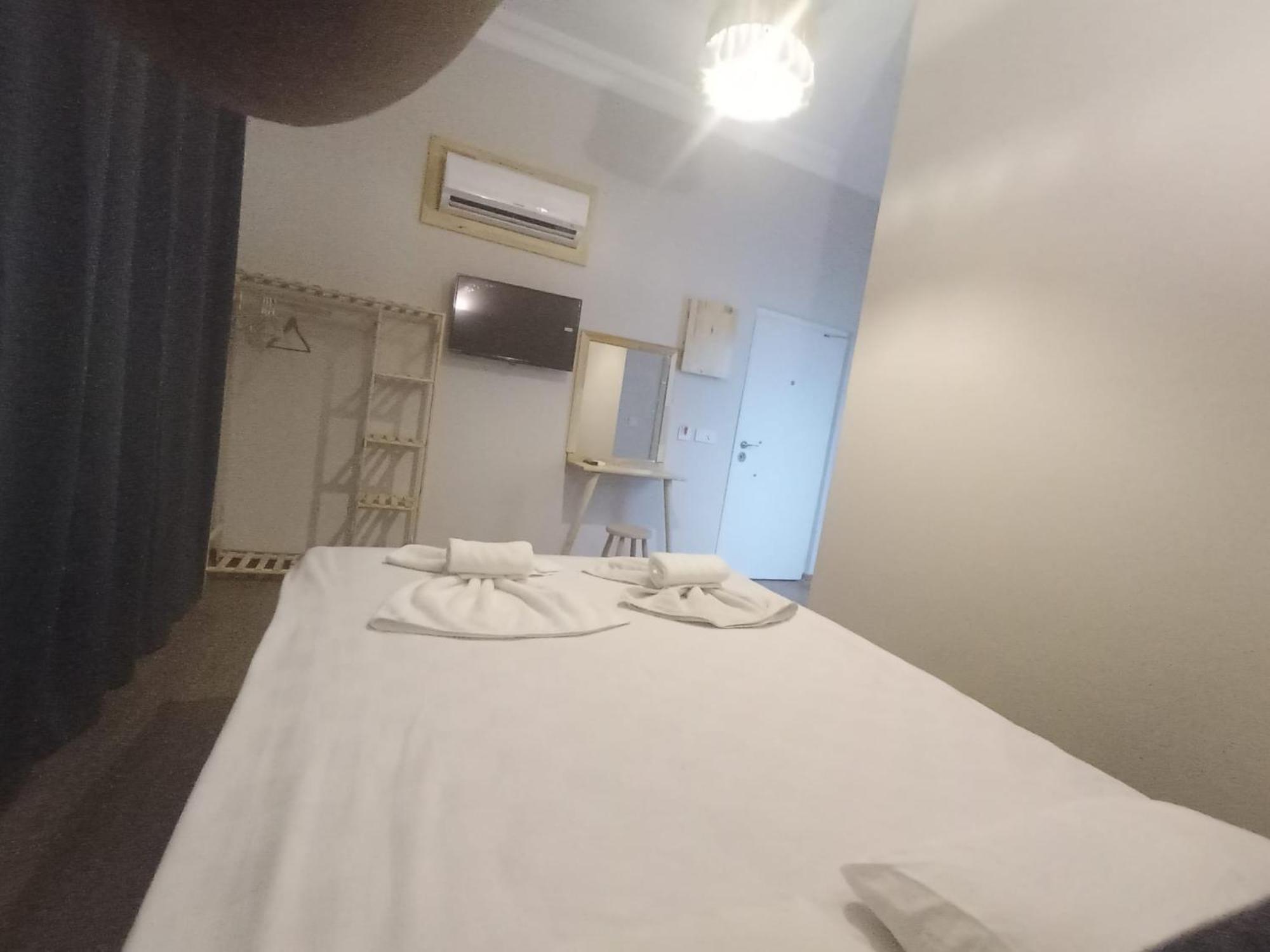 Antalya Old Town Otel Екстер'єр фото