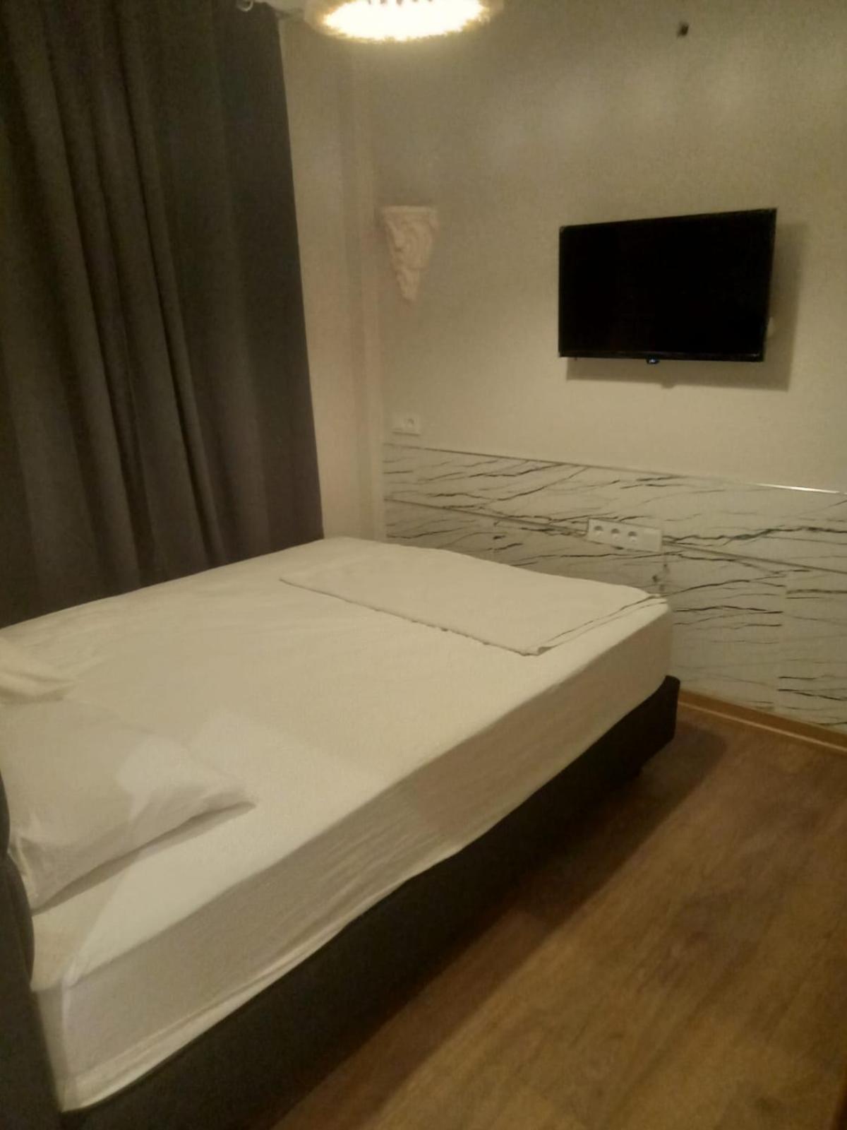 Antalya Old Town Otel Екстер'єр фото